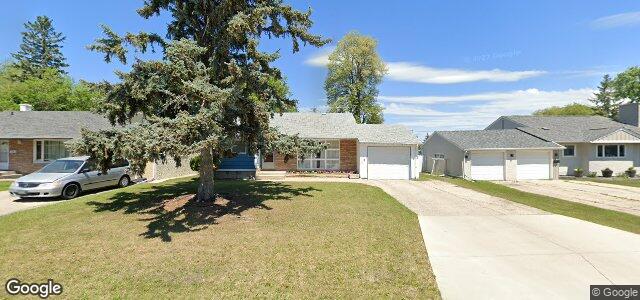 Photo of 105 Garrioch Avenue in Winnipeg, Manitoba