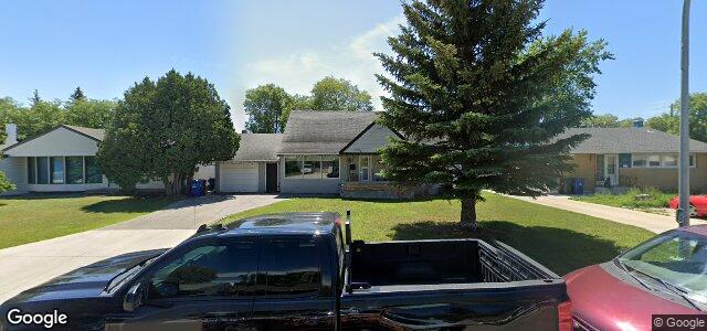 110 Garrioch Avenue（加拿大曼尼托巴省溫尼伯市）房屋照片