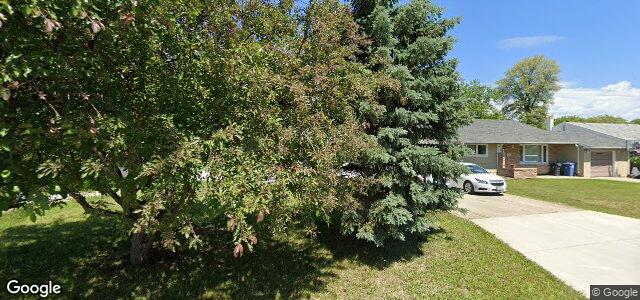 111 Garrioch Avenue（加拿大曼尼托巴省溫尼伯市）房屋照片