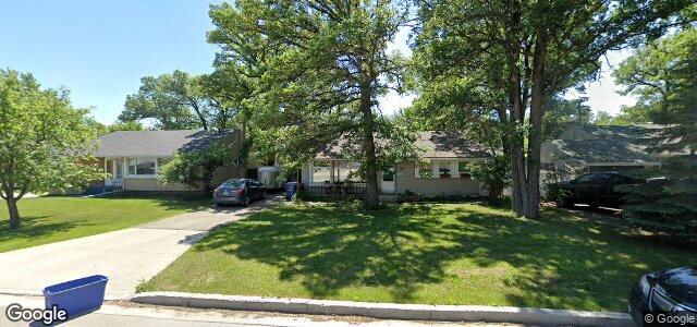 130 Garrioch Avenue（加拿大曼尼托巴省溫尼伯市）房屋照片