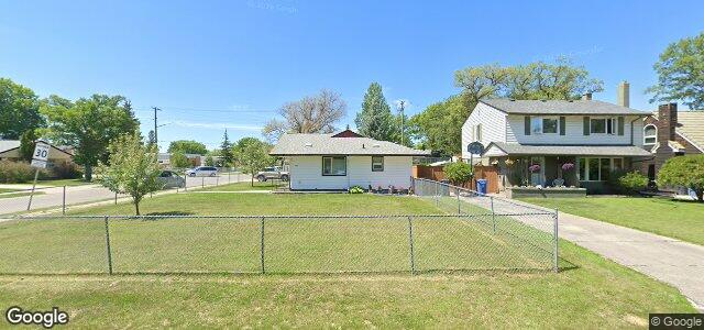 155 Mclaughlin Avenue（加拿大曼尼托巴省溫尼伯市）房屋照片