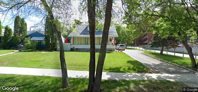 207 Strathmillan Road（加拿大曼尼托巴省溫尼伯市）房屋照片