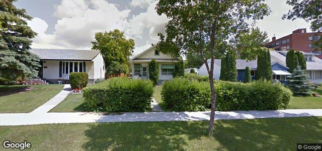 215 Strathmillan Road（加拿大曼尼托巴省溫尼伯市）房屋照片