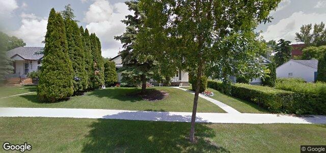 219 Strathmillan Road（加拿大曼尼托巴省溫尼伯市）房屋照片