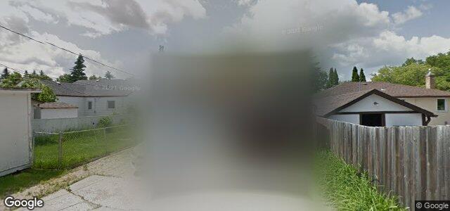 227 Strathmillan Road（加拿大曼尼托巴省溫尼伯市）房屋照片