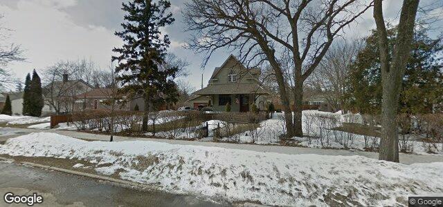 240 Strathmillan Road（加拿大曼尼托巴省溫尼伯市）房屋照片