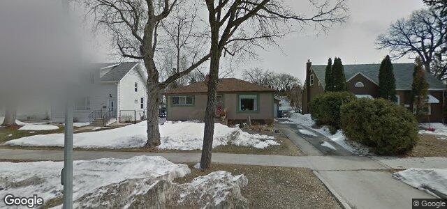 245 Strathmillan Road（加拿大曼尼托巴省溫尼伯市）房屋照片