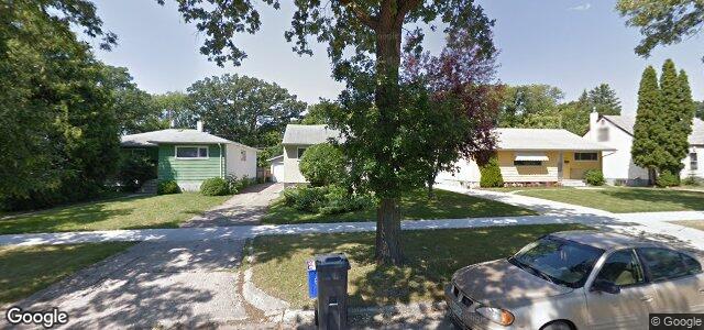 272 Strathmillan Road（加拿大曼尼托巴省溫尼伯市）房屋照片