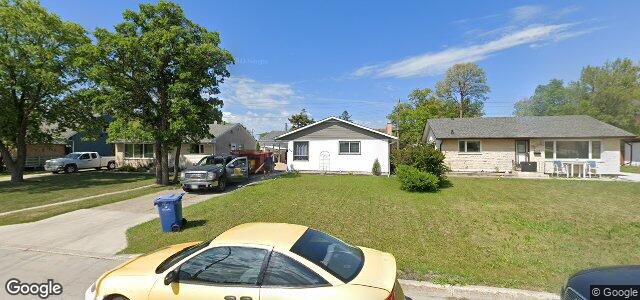 314 Strathmillan Road（加拿大曼尼托巴省溫尼伯市）房屋照片