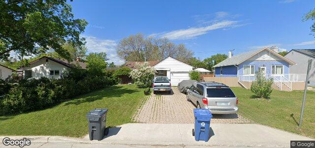 330 Strathmillan Road（加拿大曼尼托巴省溫尼伯市）房屋照片