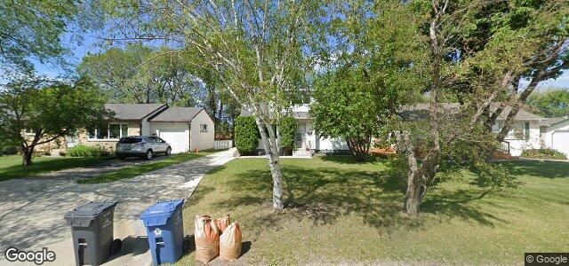 360 Strathmillan Road（加拿大曼尼托巴省溫尼伯市）房屋照片