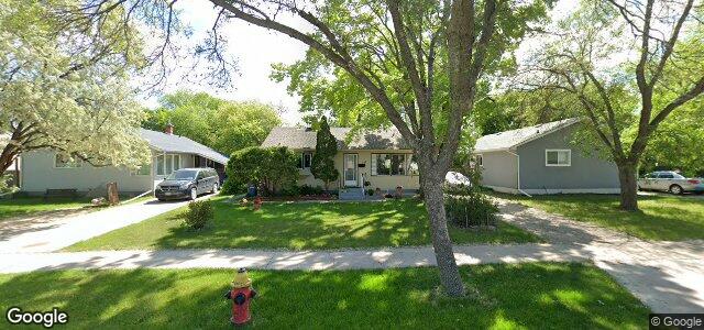 Larawan ng 389 Strathmillan Road sa Winnipeg, Manitoba