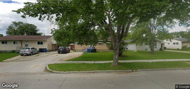 402 Whytewold Road（加拿大曼尼托巴省溫尼伯市）房屋照片