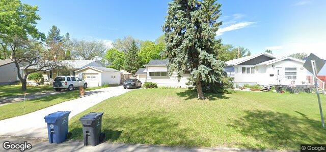 422 Strathmillan Road（加拿大曼尼托巴省溫尼伯市）房屋照片