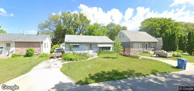 Larawan ng 77 Beaverbend Crescent sa Winnipeg, Manitoba