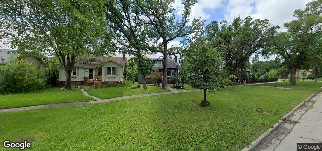 Photo of 1452 Wellington Crescent S in Winnipeg, Manitoba