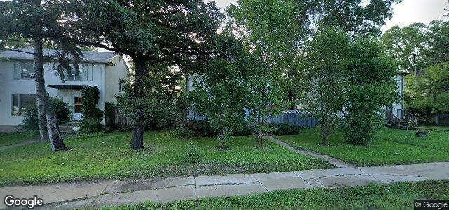 208 Kenaston Boulevard（加拿大曼尼托巴省温尼伯市）房屋照片