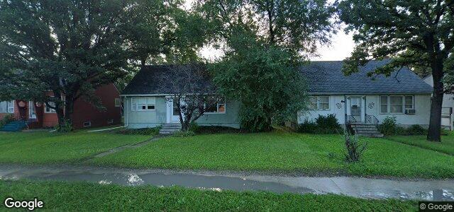 322 Kenaston Boulevard（加拿大曼尼托巴省溫尼伯市）房屋照片