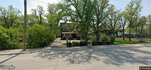 646 Academy Road（加拿大曼尼托巴省溫尼伯市）房屋照片