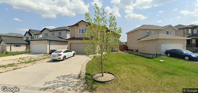 Photo of 211 Southview Crescent in Winnipeg, Manitoba