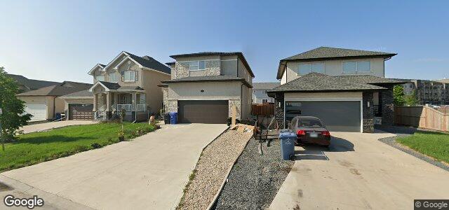 Photo of 70 Sunstone Bay in Winnipeg, Manitoba