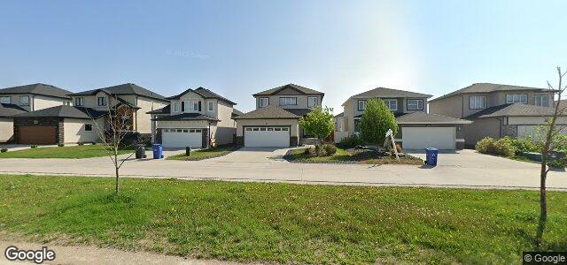 Photo of 31 Eaglewood Drive in Winnipeg, Manitoba