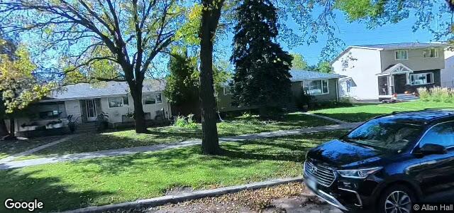 905 Borebank Street（加拿大曼尼托巴省溫尼伯市）房屋照片