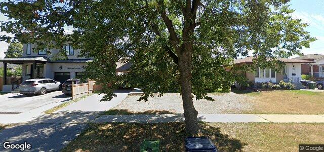 15 Elmvale Crescent（加拿大曼尼托巴省溫尼伯市）房屋照片