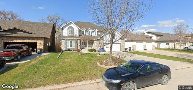 134 Newcombe Crescent（加拿大曼尼托巴省溫尼伯市）房屋照片