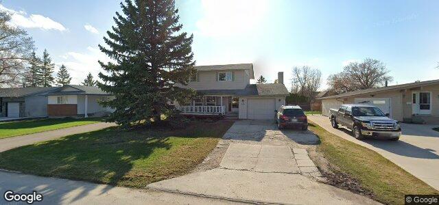 Photo of 155 Edgemont Drive in Winnipeg, Manitoba