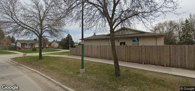 2 Lake Lawn Drive（加拿大曼尼托巴省溫尼伯市）房屋照片