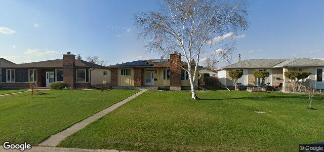 23 Queensway Crescent（加拿大曼尼托巴省溫尼伯市）房屋照片