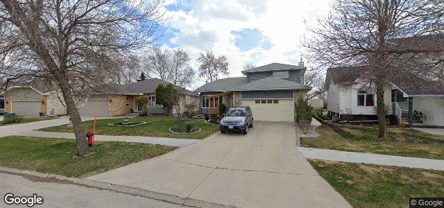 Photo of 218 Royal Mint Drive in Winnipeg, Manitoba