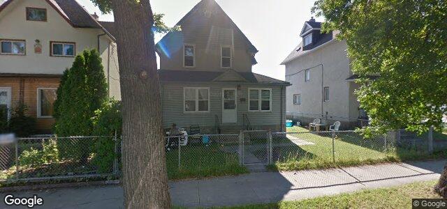 699 Langside Street（加拿大曼尼托巴省溫尼伯市）房屋照片