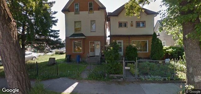 705 Langside Street（加拿大曼尼托巴省溫尼伯市）房屋照片