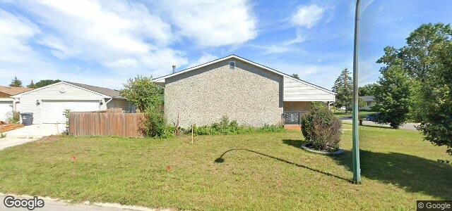 123 Sunny Hills Road（加拿大曼尼托巴省溫尼伯市）房屋照片