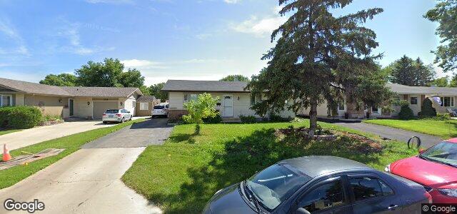 Larawan ng 130 Sunny Hills Road sa Winnipeg, Manitoba