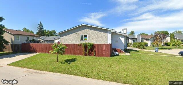 207 Thurlby Road（加拿大曼尼托巴省溫尼伯市）房屋照片