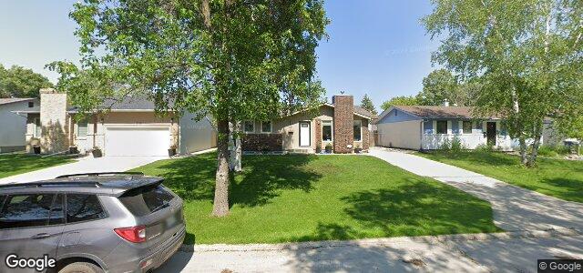 121 Tanya Crescent（加拿大曼尼托巴省溫尼伯市）房屋照片