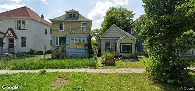 Photo of 464 Boyd Avenue in Winnipeg, Manitoba