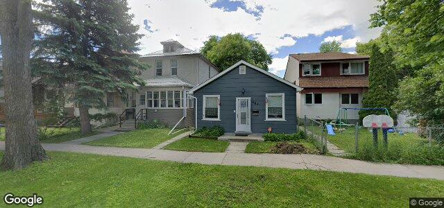 Photo of 464 Cathedral Avenue in Winnipeg, Manitoba