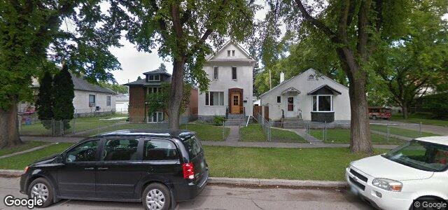 490 Powers Street（加拿大曼尼托巴省溫尼伯市）房屋照片