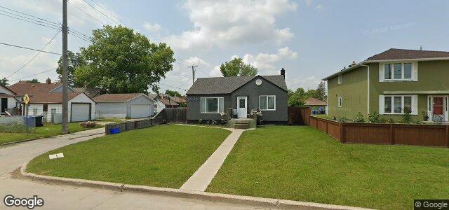 592 Powers Street（加拿大曼尼托巴省溫尼伯市）房屋照片