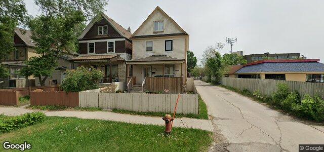 339 Home Street（加拿大曼尼托巴省溫尼伯市）房屋照片