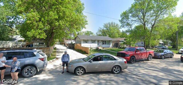 879 St Therese Avenue（加拿大曼尼托巴省溫尼伯市）房屋照片