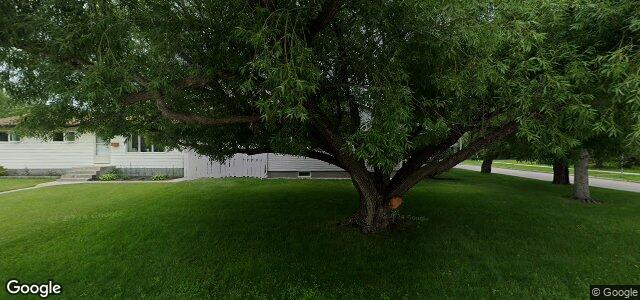 901 St Therese Avenue（加拿大曼尼托巴省溫尼伯市）房屋照片