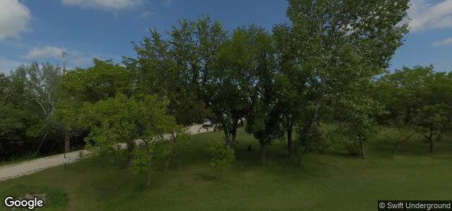 2443 Hallama Drive（加拿大曼尼托巴省溫尼伯市）房屋照片