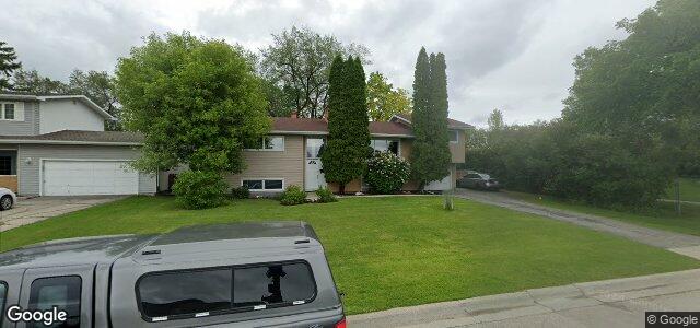 44 Amarynth Crescent（加拿大曼尼托巴省溫尼伯市）房屋照片