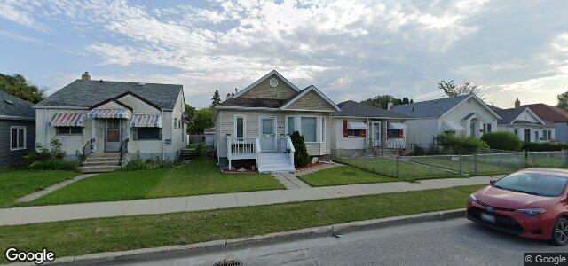 563 Castle Avenue（加拿大曼尼托巴省溫尼伯市）房屋照片