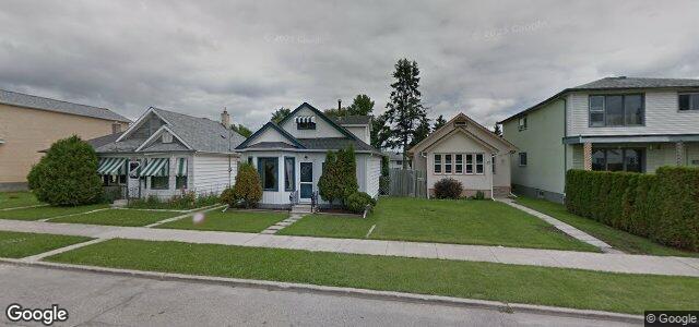Photo of 573 Windsor Avenue in Winnipeg, Manitoba